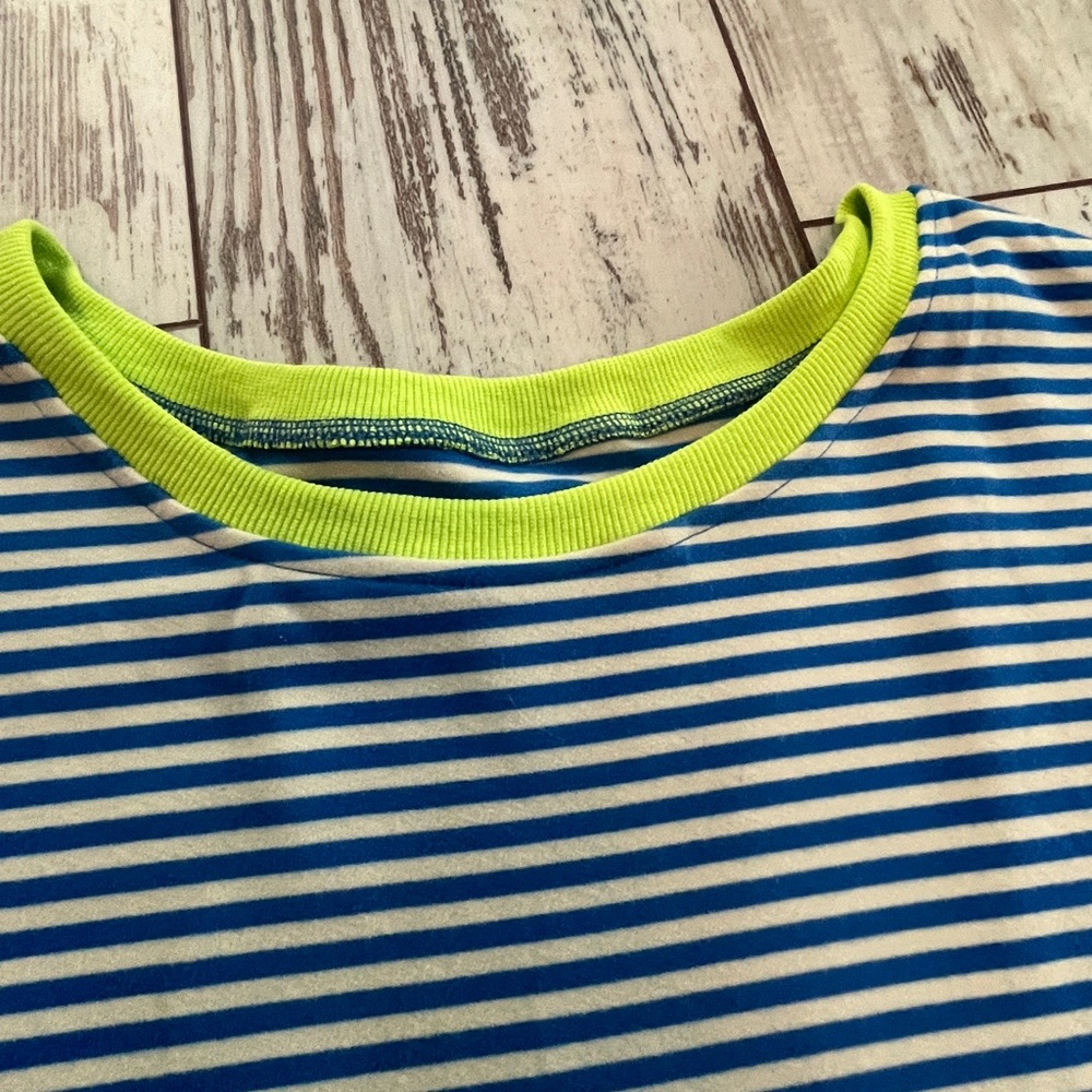 NWOT Oversized Blue & White Striped Sweater – XL – Neon Trim & Silver Button - Picture 9 of 16
